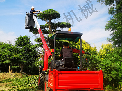 多功能伸縮臂式作業(yè)平臺